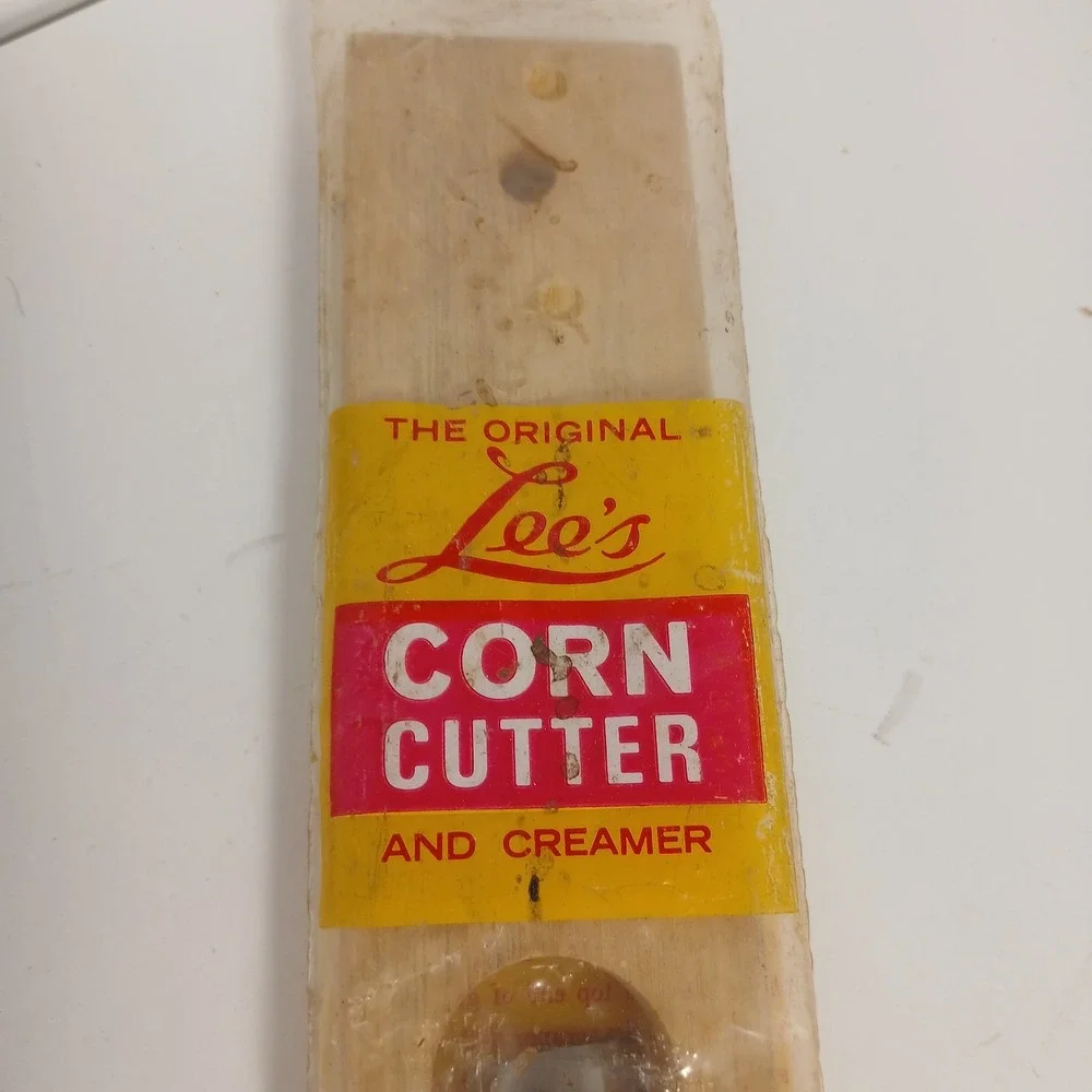 Vintage Sweet Corn Cutter 17